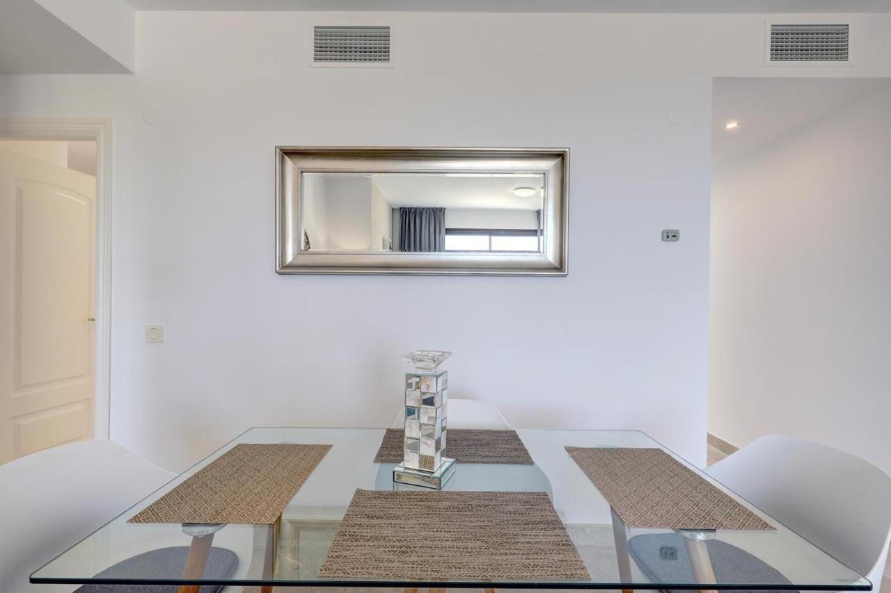 Duquesa Village Apartment - 2 Bed/2 Bath Apartment With Panoramic Sea Views Manilva Esterno foto